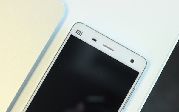 1406032587_xiaomi-mi-4-hands-on-and-official-press-photos-6.jpg