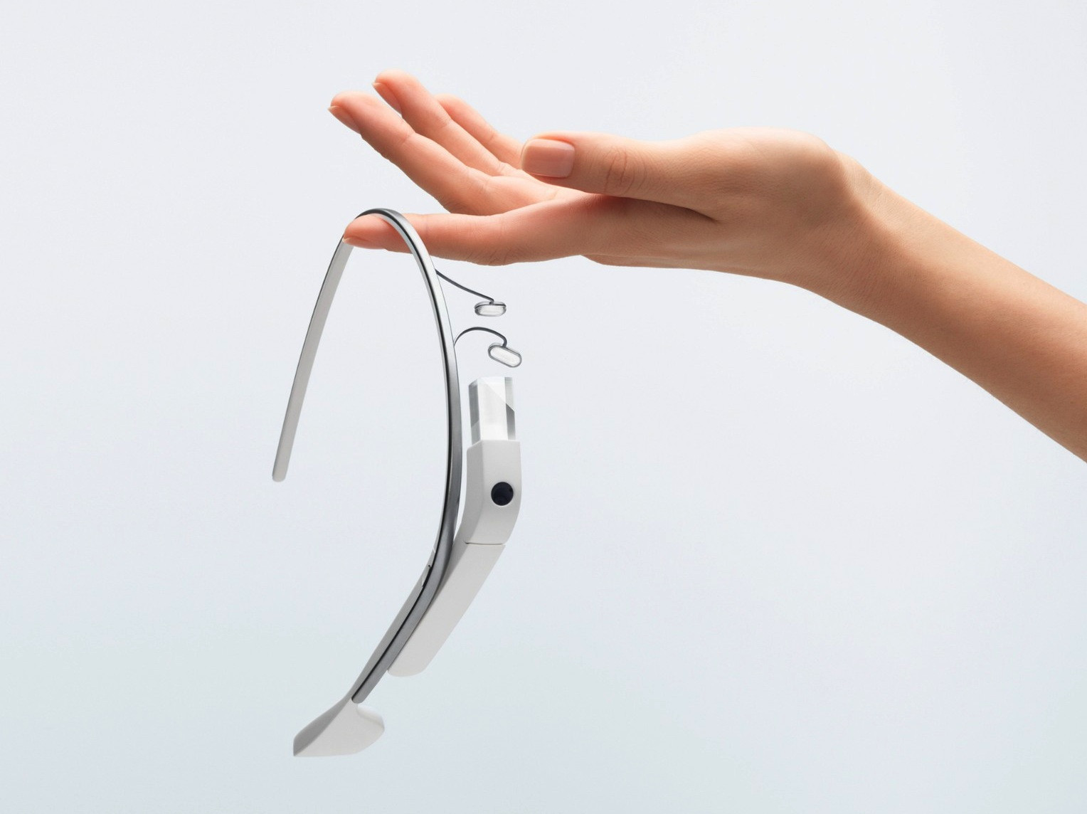 1361367567_google-releases-project-glass-video-capture-and-details-expands-pre-orders-2.jpg